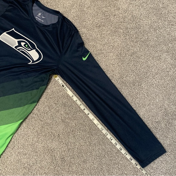 Seattle Seahawks Long Sleeve Dri-Fit Nike T-Shirt Size S - Picture 8 of 8